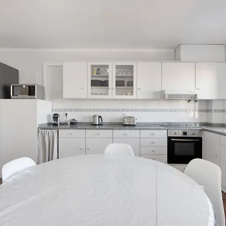 דירה Holidays מירה